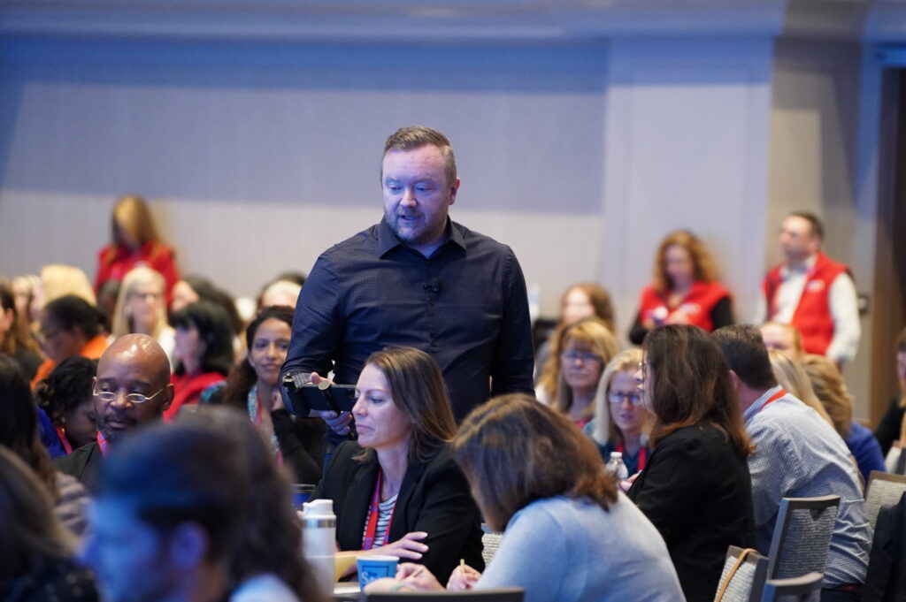 Phil Hansen interacting with attendees during session at Learning 2023